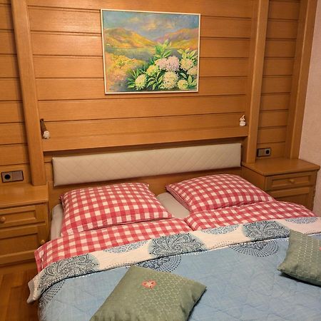 Montahaus Hotel Vandans Bagian luar foto
