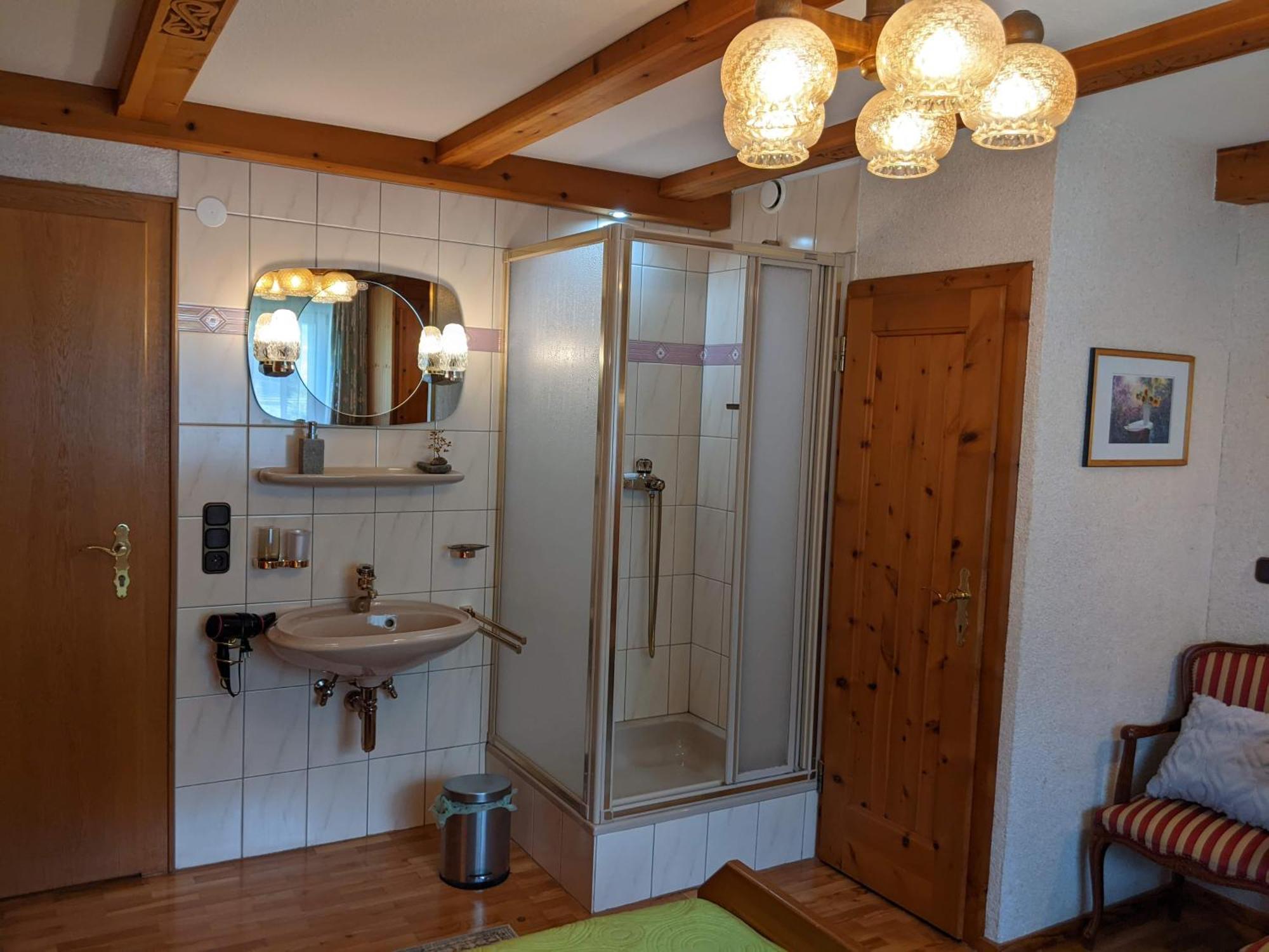 Montahaus Hotel Vandans Bagian luar foto
